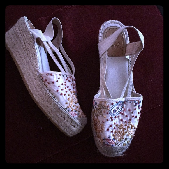 Shoes - Picture 1 of 1